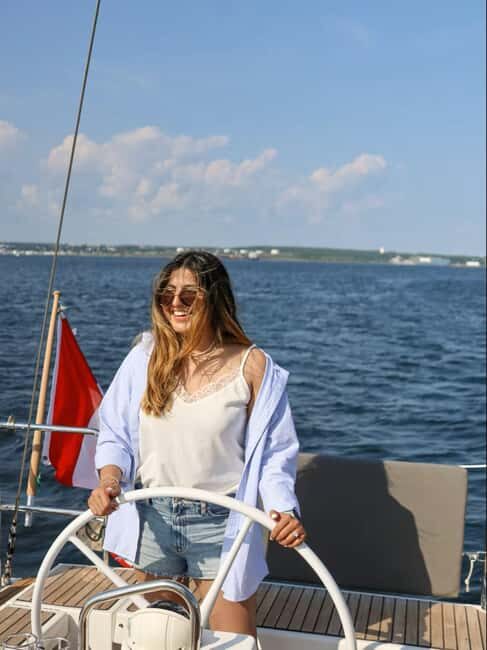 Halifax: Signature Adventure Sail - The Sights and Experiences