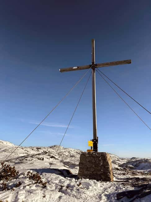 Hallstatt: Panoramic Snowshoe Hike to Heilbronner Cross - Key Points