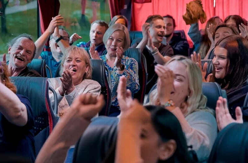 Hamburg: 1.5-Hour International Karaoke Bus Tour - Key Points