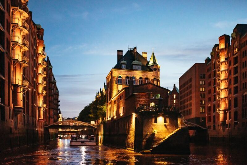 Hamburg: 1-Hour Evening Harbor Lights Cruise - Why You Might Love This Tour
