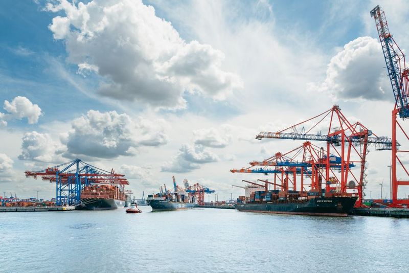 Hamburg: 1-Hour Harbor Sightseeing Cruise with HafenCity - St. Pauli Piers: The Cruise Starts in the Right Neighborhood