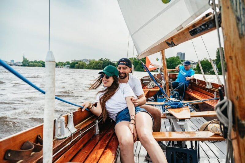Hamburg: Alster River Sailing Tour on a 2-Masted Sailboat - FAQ