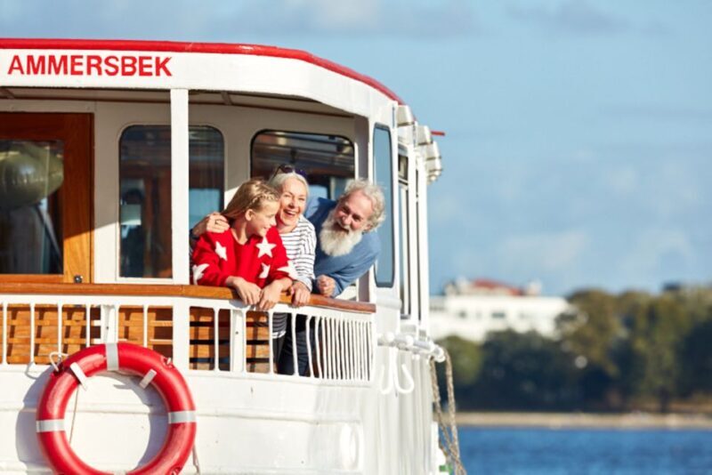 Hamburg: City Cruise on Alster Lake - Setting the Scene: What to Expect on the Cruise