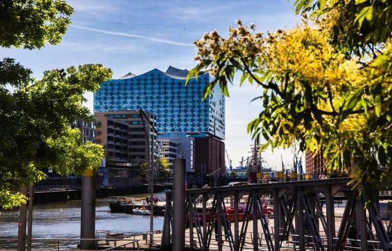 Hamburg: Discovery Tour - Westfieldcenter to Elbphilharmonie - What to Expect on the Tour