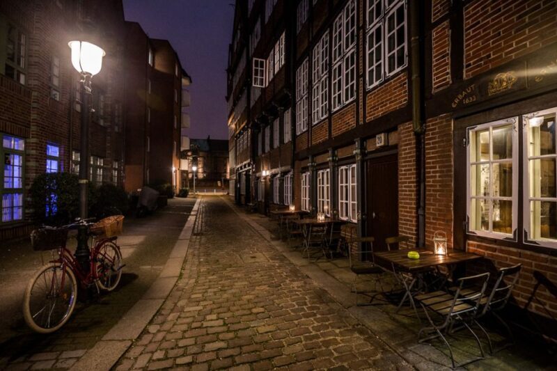 Hamburg: Eerie Speicherstadt Tour - What to Expect from the Hamburg: Eerie Speicherstadt Tour