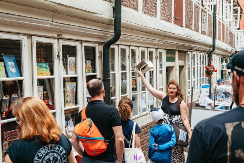 Hamburg: Guided Walking Tour for Magic Fans - Who Should Consider This Tour?