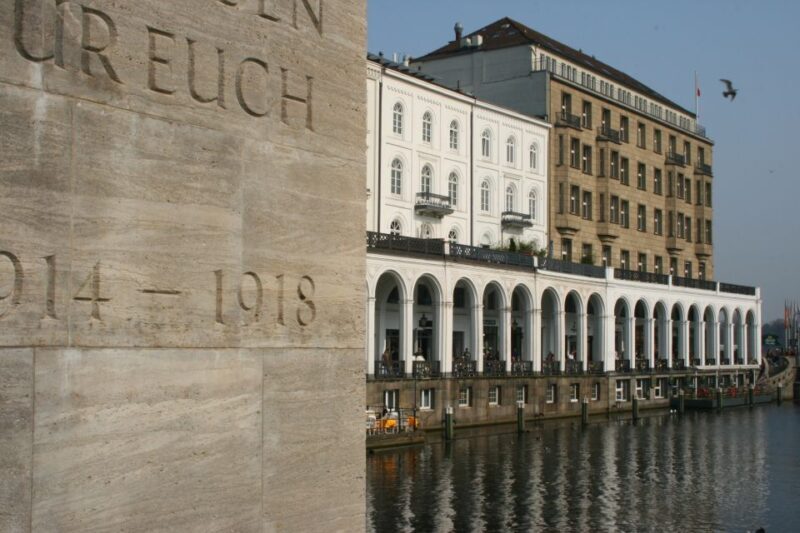 Hamburg: Guided Walking Tour - What to Expect from the Guided Experience