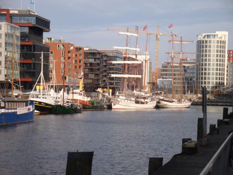 Hamburg Harbor: 3.5-Hour Guided Tour by Bike - FAQs