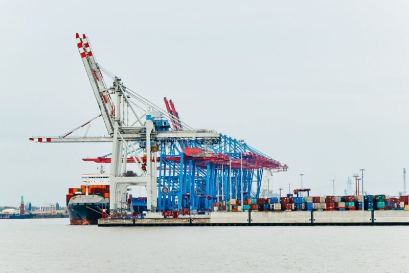 Hamburg: Harbor Cruise - Setting the Scene: Starting Point and Accessibility