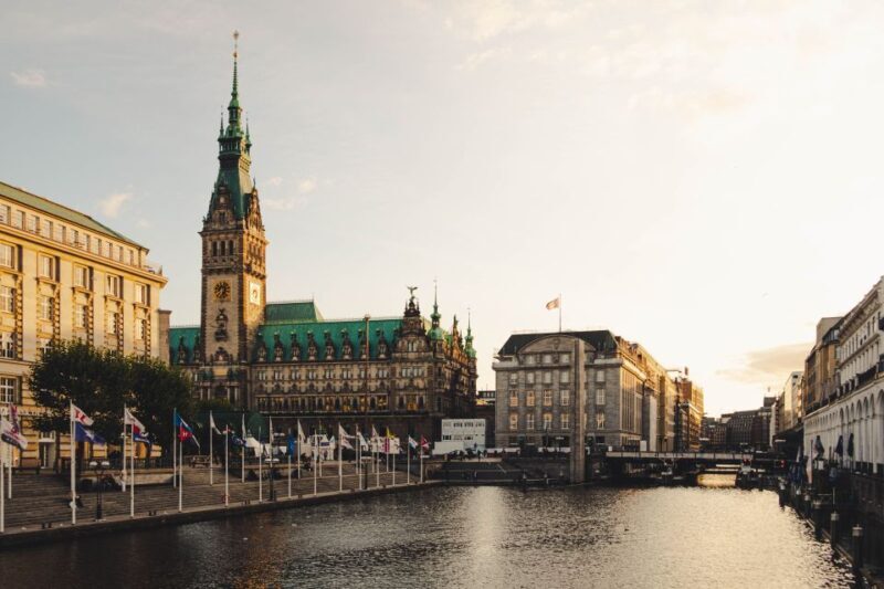 Hamburg: Historic Tour of 4 Christmas Markets - Who Will Love This Tour?