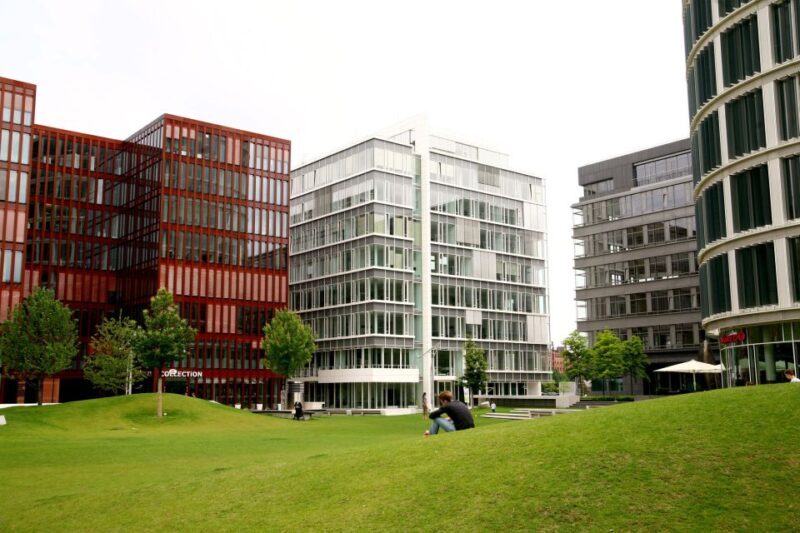 Hamburg: Hop-On Hop-Off Bus City Tour - Line F - FAQ