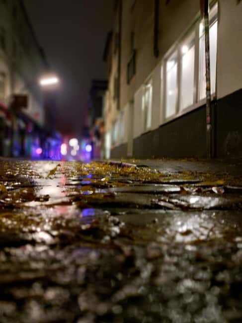 Hamburg: Neighborhood tour with an ex-dominatrix - FAQs