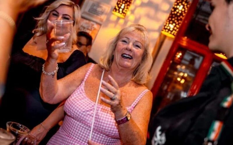 Hamburg New Years Eve Pub Crawl Hidden Bars, VIP Club Entry - The Value of This Experience