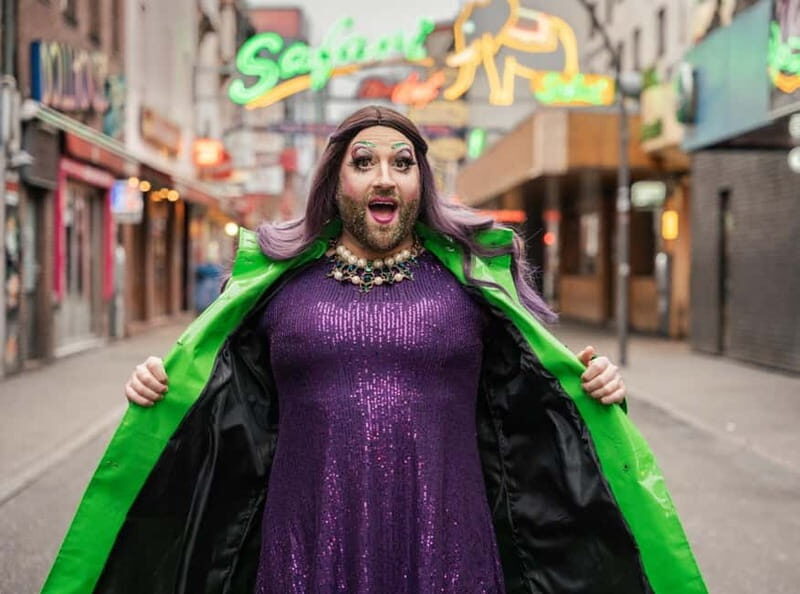 Hamburg: Pamela unpacks! - Kieztour with a drag queen - Key Points