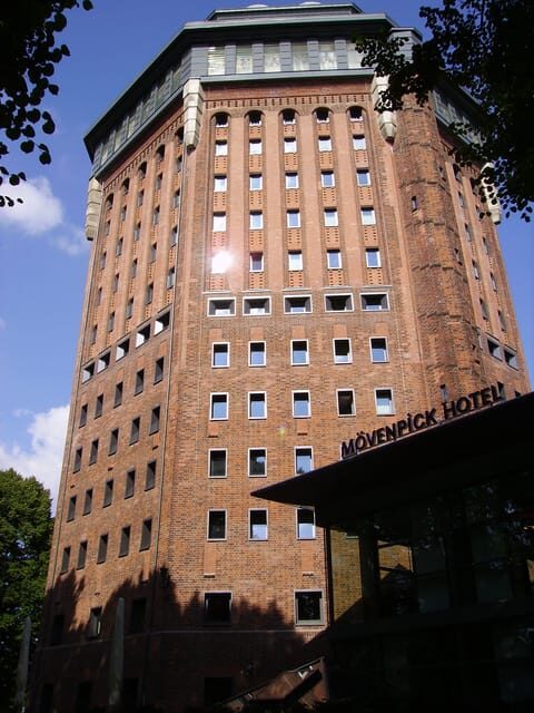 Hamburg: Private Tour - Schanzenviertel & Karolinenviertel - Why This Tour Could Be a Great Fit