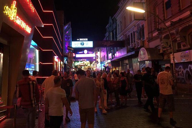 Hamburg: Red- & Bluelight - Private guided Reeperbahn Tour - Final Thoughts: Is it Worth It?