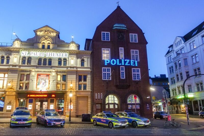 Hamburg: Reeperbahn Quickie, The Short & Sexy St. Pauli Tour - Key Points