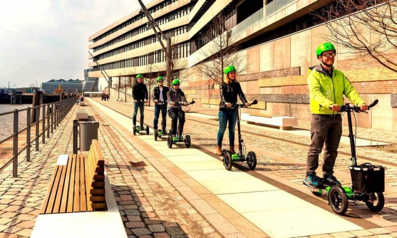 Hamburg: Sightseeing Tour with 'Scuddy' - What to Expect from the Hamburg Scuddy Tour