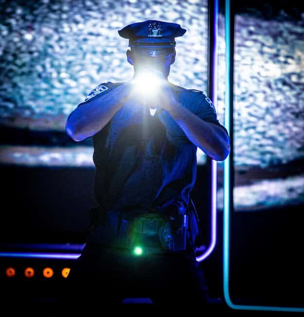 Hamburg: SIXX PAXX Men´s Perfoming Arts Show - Key Points