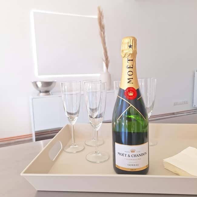 Hamburg: Soap art workshop with champagne - What to Expect from the Hamburg Soap Art Workshop