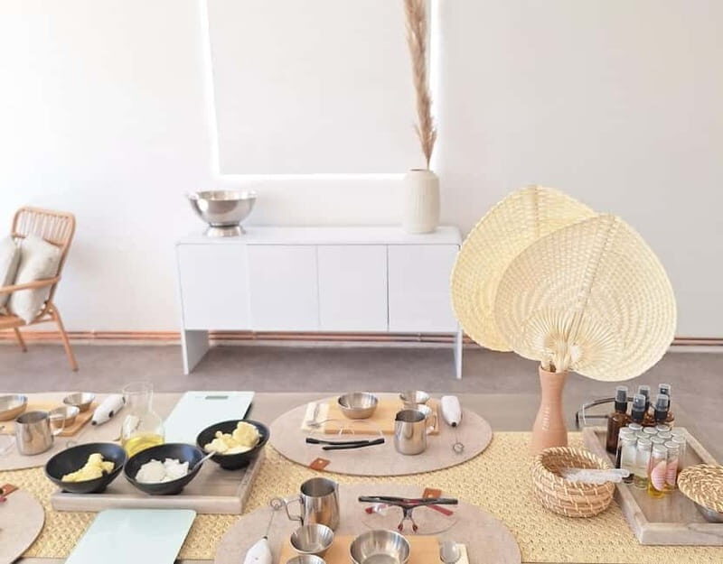 Hamburg: Soap workshop with champagne - How Is the Workshop Structured?