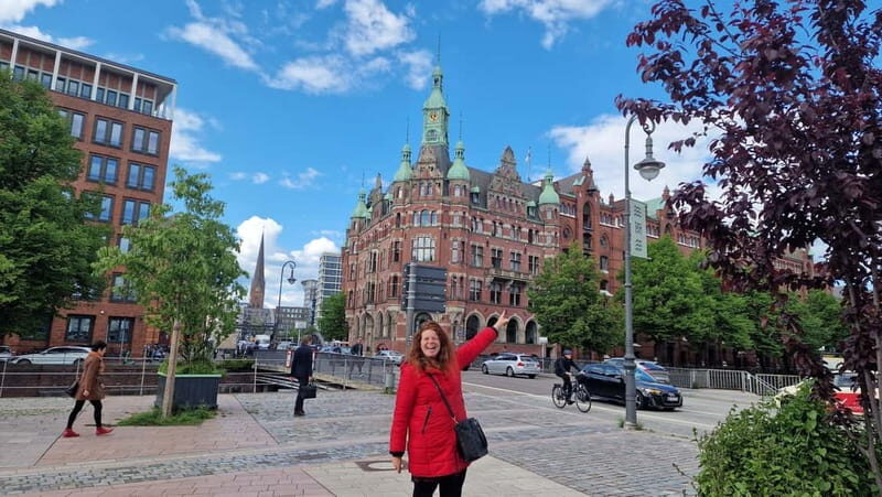 Hamburg: Speicherstadt, HafenCity + Elbphilharmonie Tour - Exploring HafenCity: The Modern Face of Hamburg