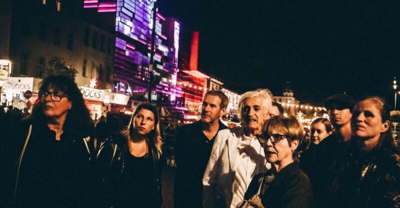 Hamburg: St. Pauli Tour with the White Dandy - Key Points