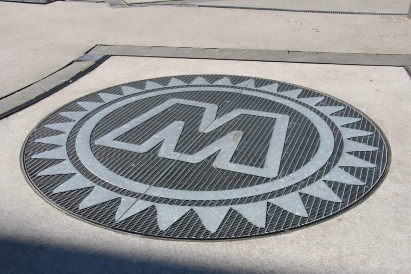 Hamburg: St. Pauli Walking Tour with Live Music - What Reviewers Say