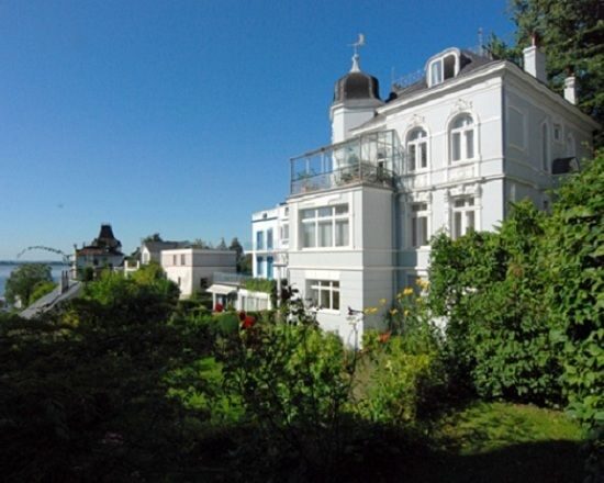 Hamburg: Tour of Blankenese on the Banks of the Elbe - Key Points