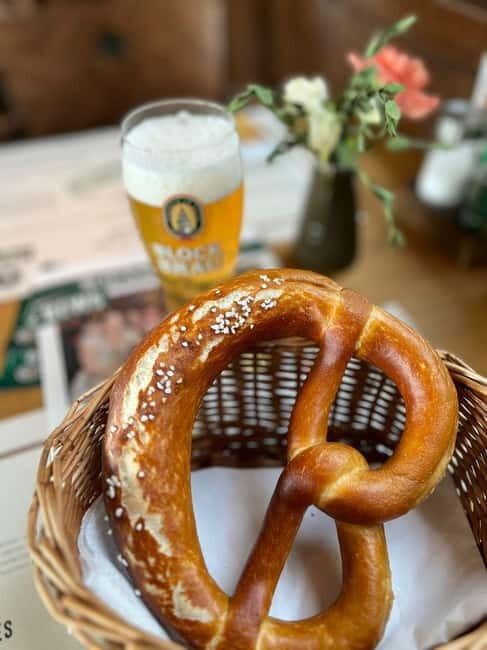 Hamburg Traditional Food Tour: Full Meal and Drinks - Why It’s a Valuable Experience