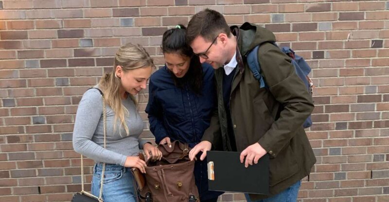 Hamburg: Treasure Hunt Game through HafenCity - Key Points