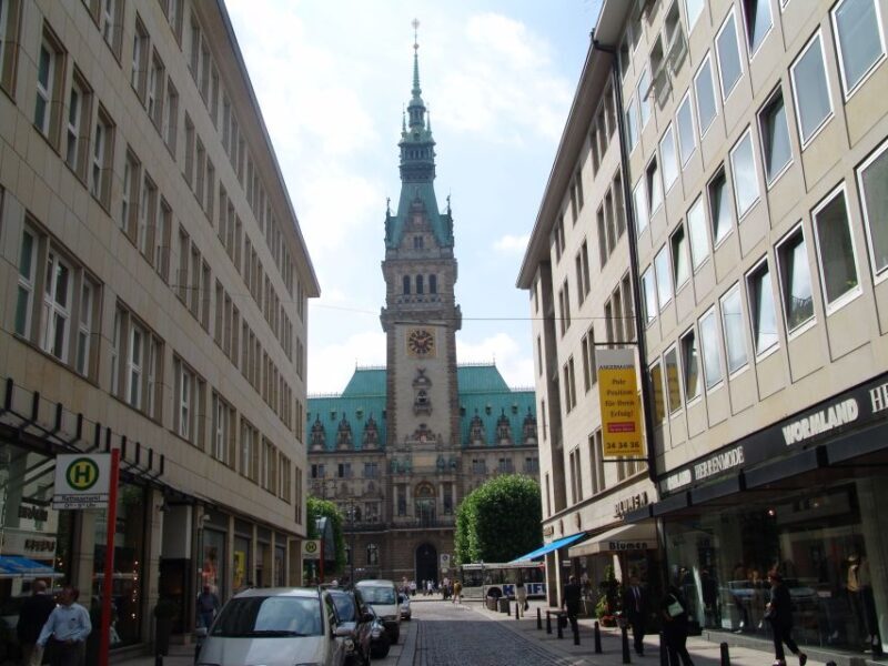 Hamburg: Walking Tour for School Groups - The Practical Side: Tips and Considerations