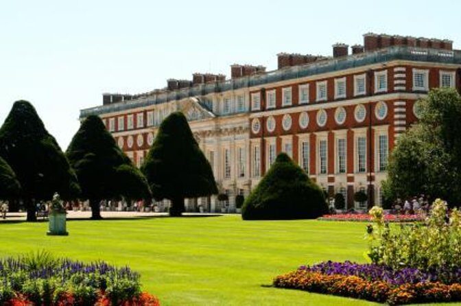 Hampton Court Palace Private Tour - Secrets of Henry VIII - Exploring Hampton Court Palace with a Private Guide: An Honest Look