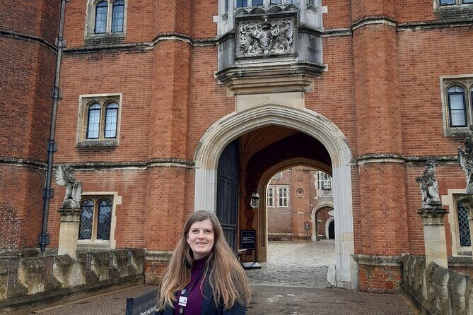 Hampton Court Palace private tour with an accredited expert guide - Authentic Traveler Perspectives