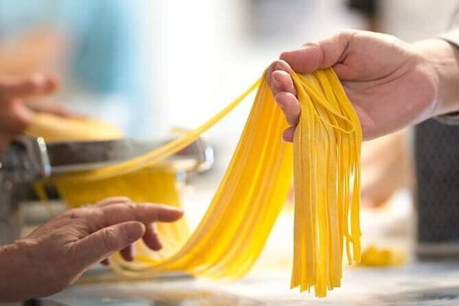 Hands on Deluxe Traditional 4-course dinner with fresh pasta - Pricing and Value