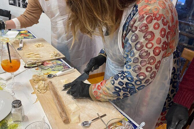 Hands-On Pasta Making and Traditional Tiramisu Workshop - The Group Experience and Atmosphere