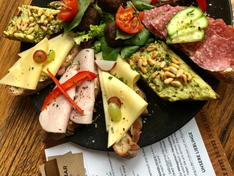 Hannover: Guided Bike Tour for Foodies with Tastings - Discovering Hannover by Bike and Bite