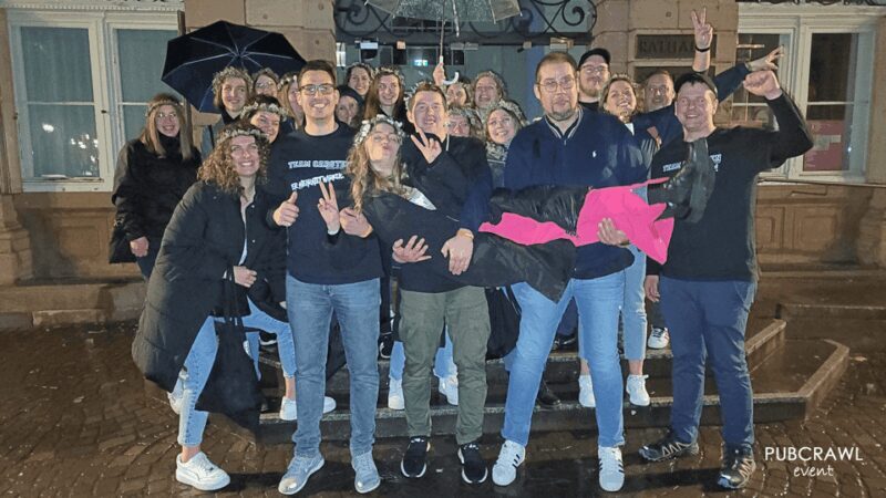 Hannover: Private pub crawl with insider-guide & free shots - What You Can Expect During the Tour