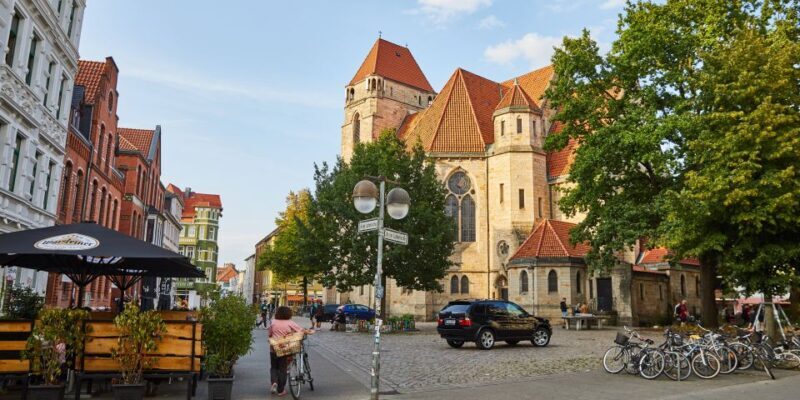 Hanover: Guided Walking Tour of the Nordstadt District - FAQs