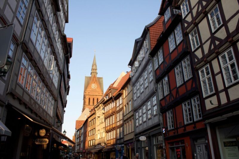 Hanover: Night tour with night watchman Melchior - What You Can Expect from the Tour