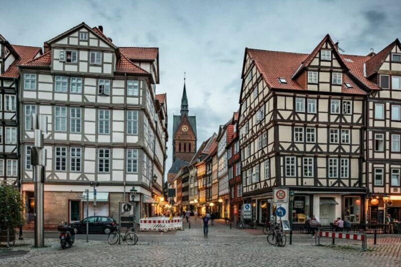 Hanover: Private Walking tour with A Guide (Private Tour) - A Closer Look at the Tour Itinerary