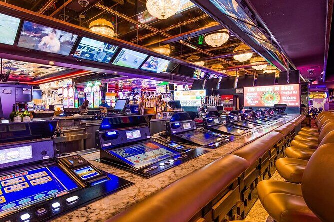 Happy Hour Bar Crawl! Las Vegas Strip Walking Tour - Key Points