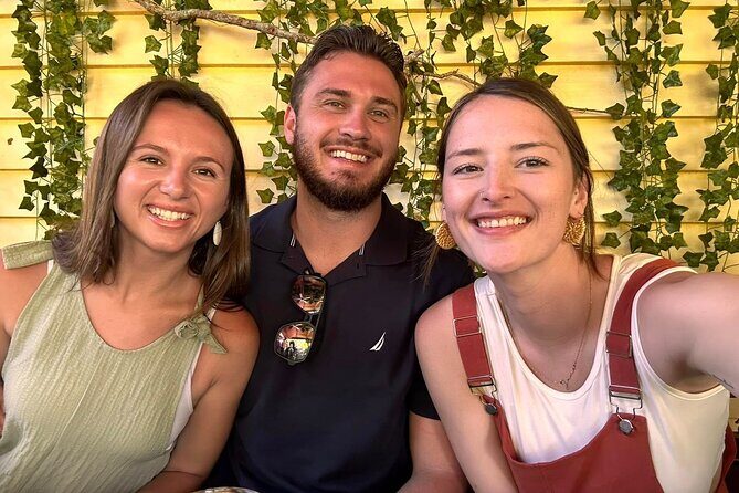 Harbor Quest Tasty Stops Local Secrets - Who Should Consider This Tour?