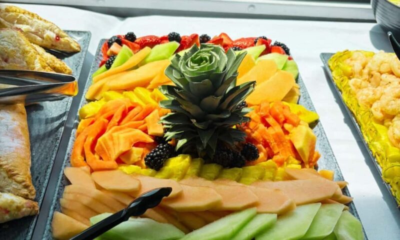 Harbour Town: Sunday Brunch Buffet Cruise - Who Should Consider This Experience?