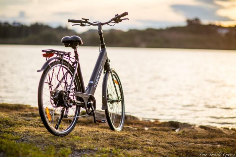 Haugesund: E-bike City Tour guided by the locals - A Deep Dive into the Haugesund E-bike Tour