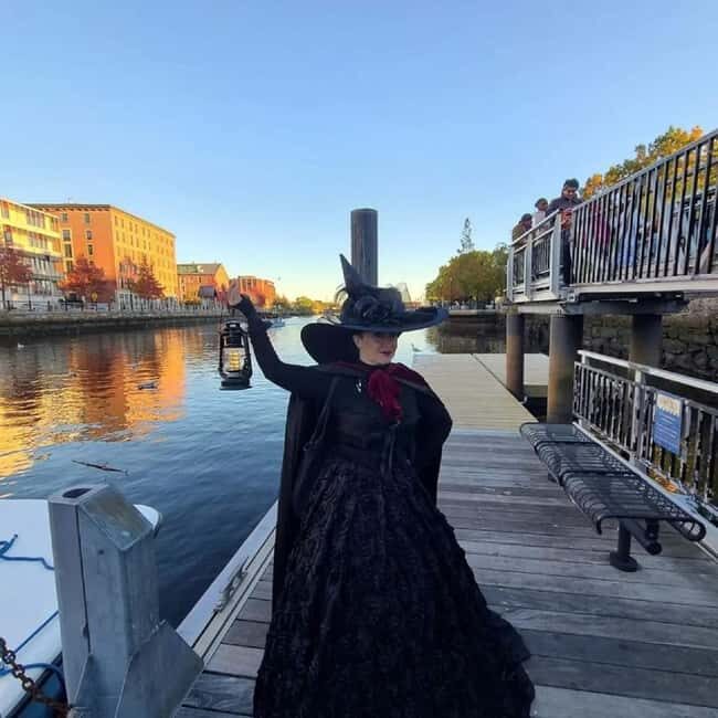 Haunted Boat Tours - Haunted Boat Tours in Providence: A Spirited Night Out