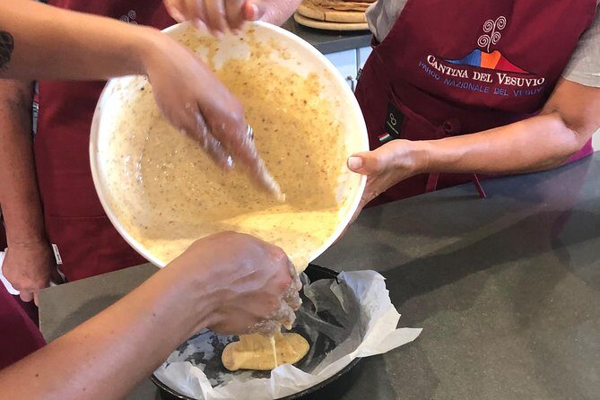 Have a cooking lesson with a local chef at the base of Mt. Vesuvius vineyard - FAQ