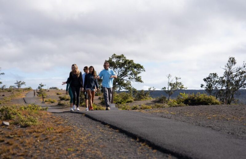 Hawaii: Big Island Volcanoes Day Tour with Dinner and Pickup - Evening Lava Viewing and Dinner at Kilauea Lodge