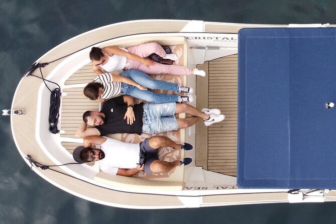 HD Private Boat Tour from Funchal Swim, Paddle, Snorkel&Relax - Making Waves with the HD Private Boat Tour from Funchal