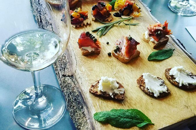 Healdsburg Small-Group Food and Wine Walking Tour - Why You Might Love This Tour